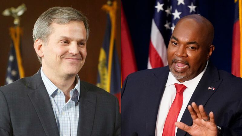 El demócrata Josh Stein (izquierda) y el Mark Robinson, ambos candidatos a gobernador de...
