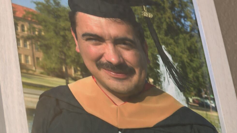 Carlos Ocegueda convirtió una tradición cultural en un negocio exitoso de seis años en Lubbock